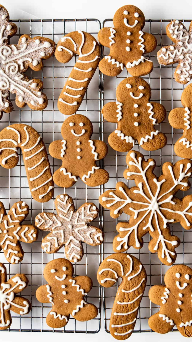 8 Unforgettable Holiday Treats That'll Steal the Spotlight (Trust Us, #2 is a Showstopper!)