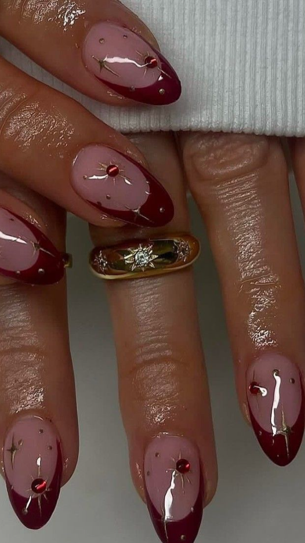 12 New Year's Eve Nail Looks That Will Steal the Show (Get Ready for #3!)